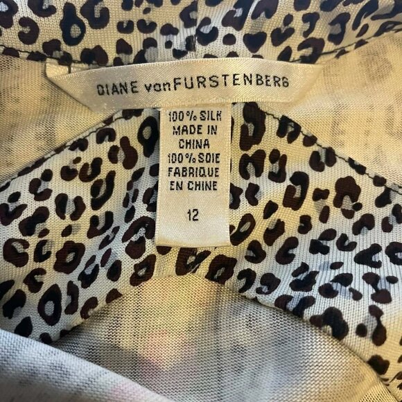 Diane von Furstenberg Hilda Silk Wrap Dress 12 - Picture 7 of 7